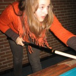 YouGend spielt Billard